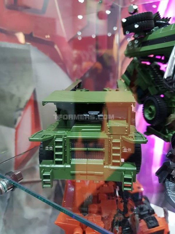 Mcmcomiccon 2018 Hasbro Pannel Devstator Shatter Skrapmetal And Cogman Studio Series Reveals  (15 of 28)